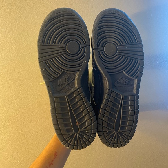 Nike Dunk - Picture 7 of 7